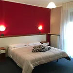Cortina Hotel 2*