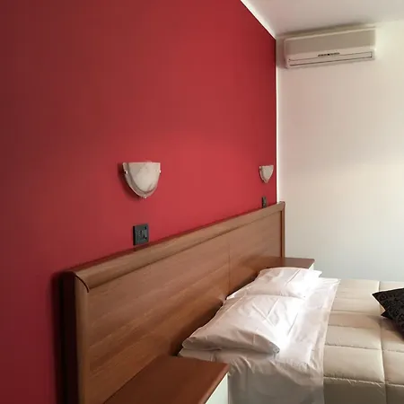 Cortina 2* Garda (Verona)