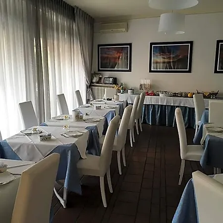 Cortina فندق