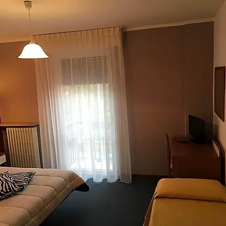 Cortina فندق
