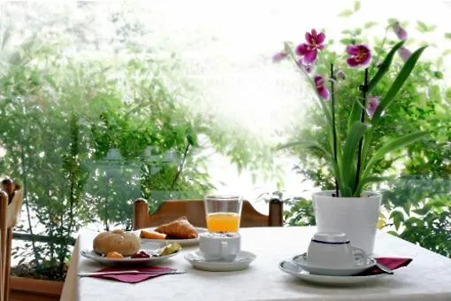 Cortina מלון גארדה