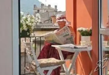 Cortina Otel 2*